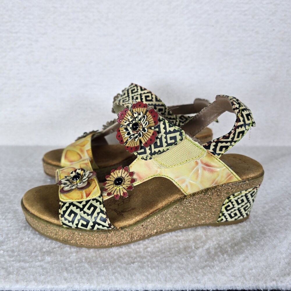 L Artiste Spring Step Radd Women Size 40 9.5 Wedge Sandals Floral Cork Leather